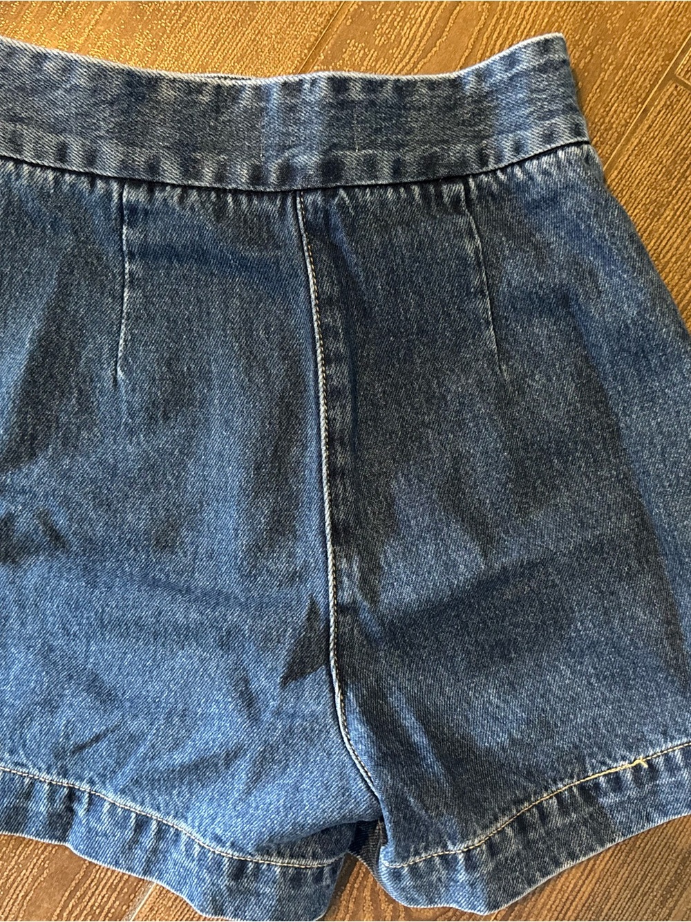 Meshki Denim High-Waist Shorts & Vest Set - Picture 4 of 5